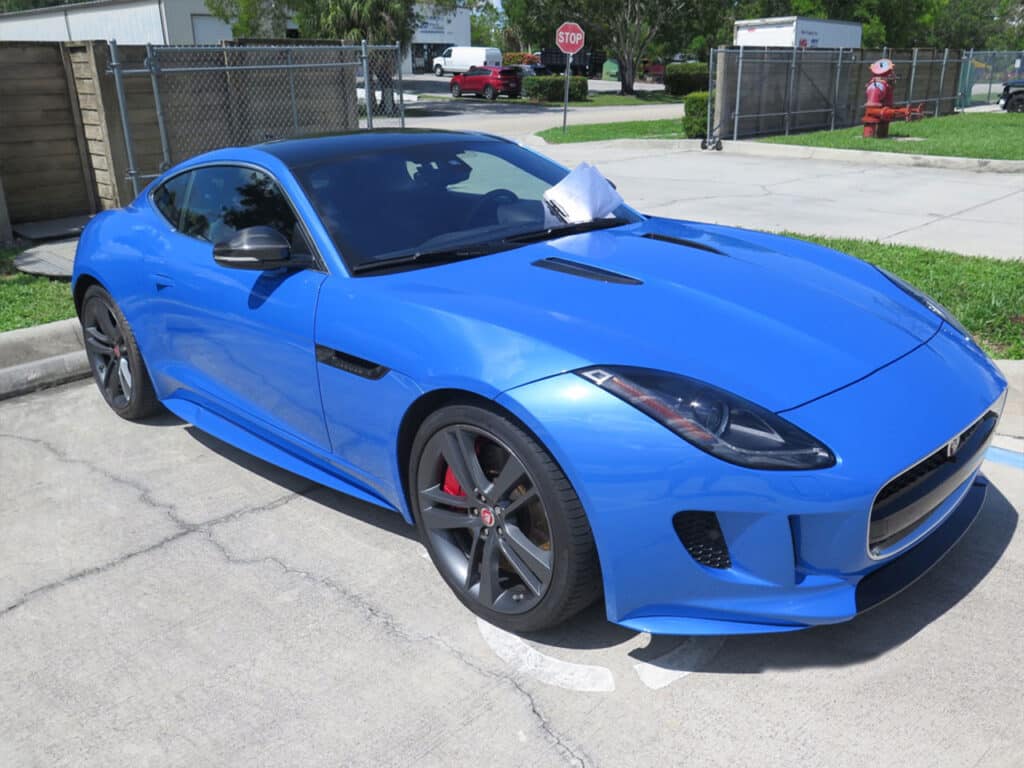 jaguar f type 1024x768 1